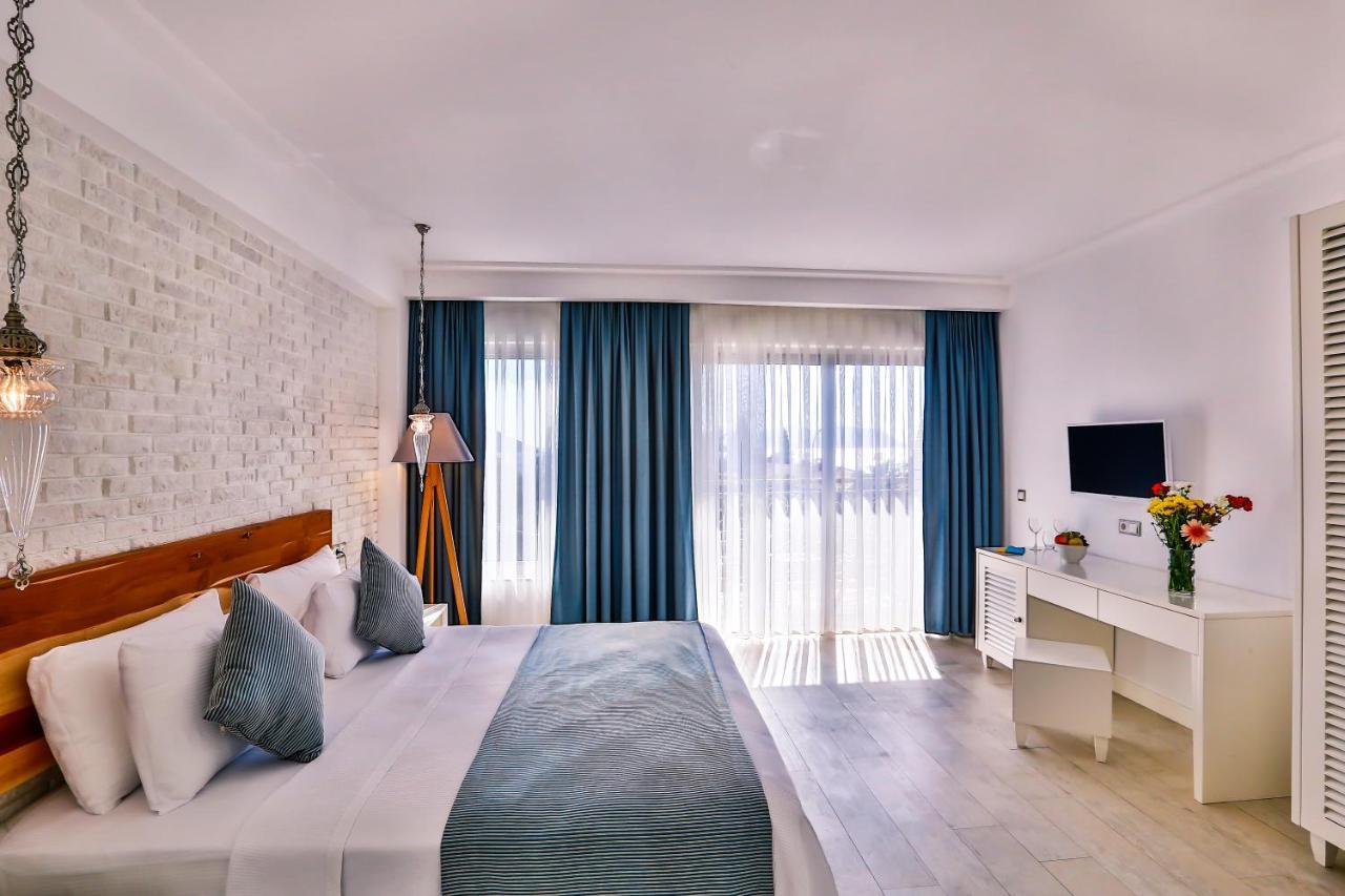 Arnna Hotel Каш Екстериор снимка