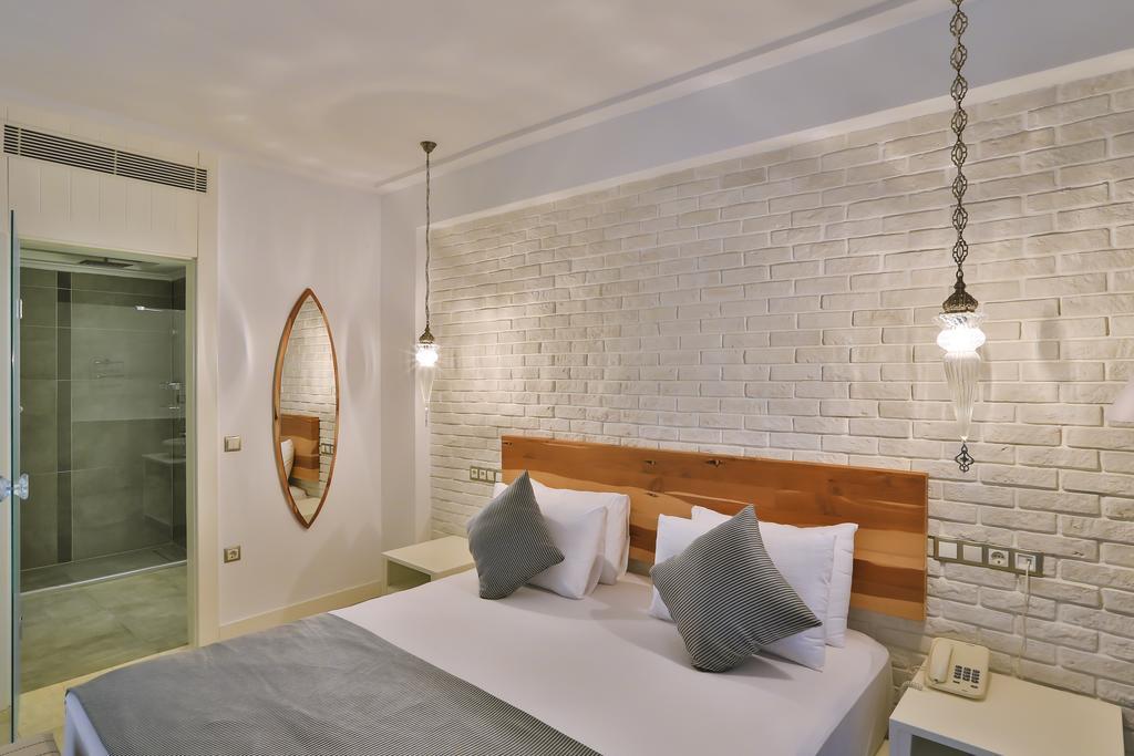 Arnna Hotel Каш Стая снимка