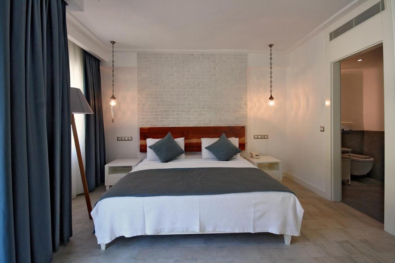 Arnna Hotel Каш Екстериор снимка