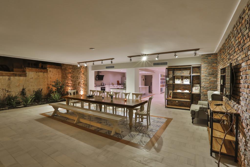 Arnna Hotel Каш Екстериор снимка