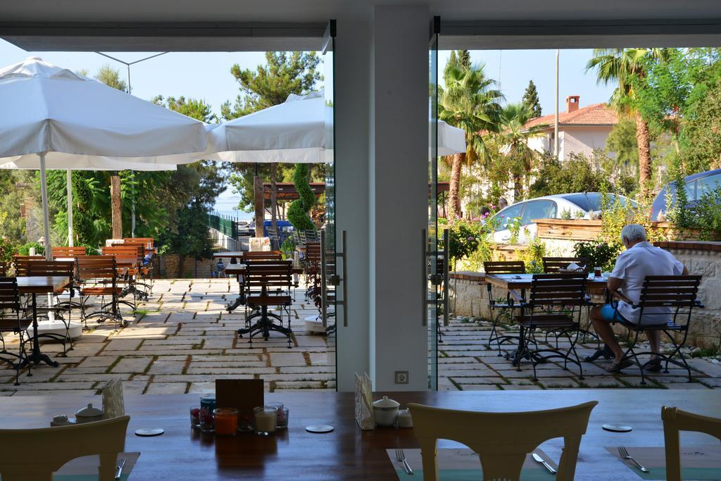 Arnna Hotel Каш Екстериор снимка
