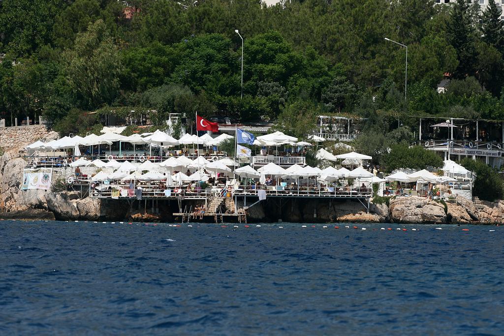 Arnna Hotel Каш Екстериор снимка