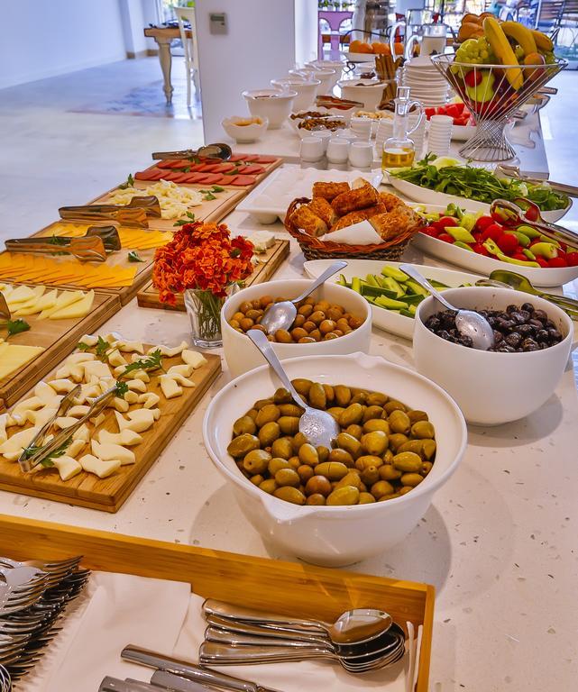 Arnna Hotel Каш Екстериор снимка